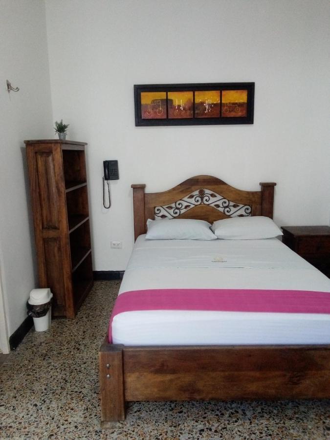 Hotel Maceo Melgar Luaran gambar