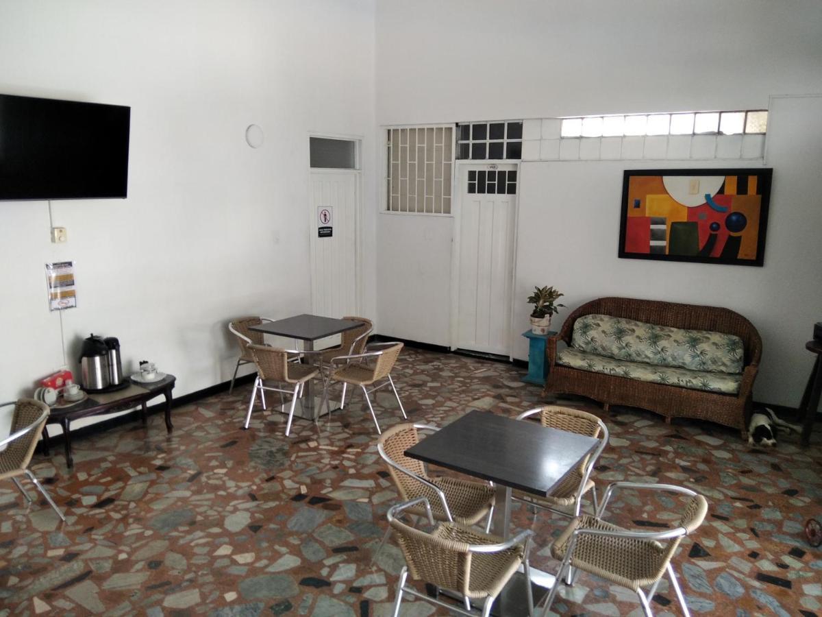 Hotel Maceo Melgar Luaran gambar