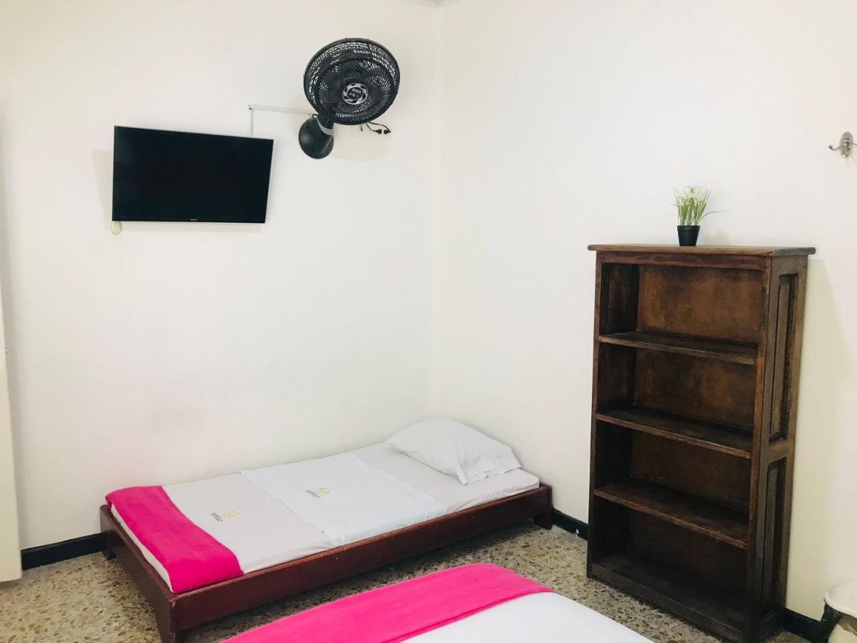 Hotel Maceo Melgar Luaran gambar