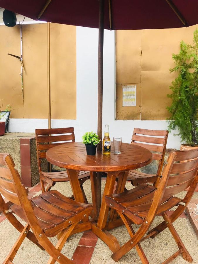 Hotel Maceo Melgar Luaran gambar