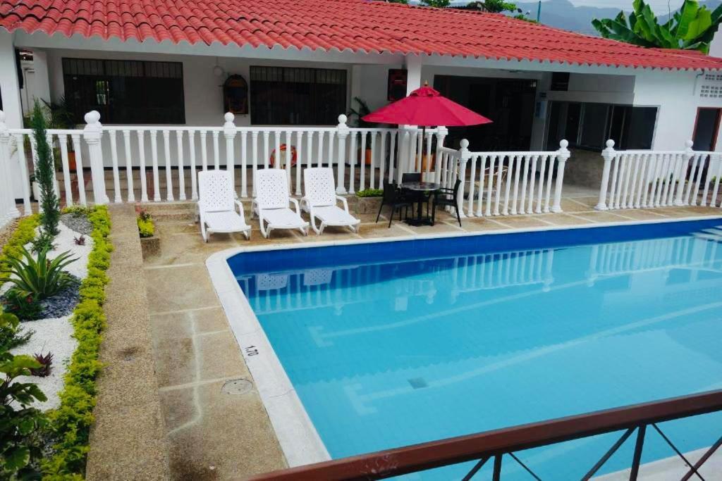 Hotel Maceo Melgar Luaran gambar